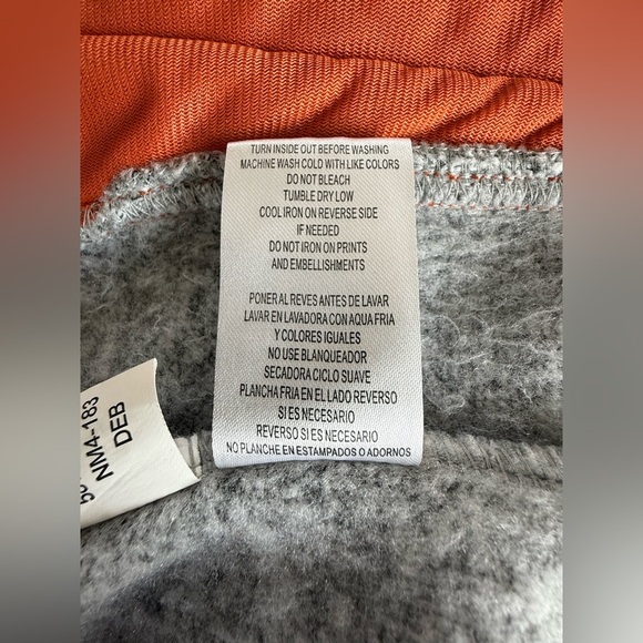 NFL Team Apparel Denver Broncos Full-Zip Fleece Jacket – Women’s Small - Picture 3 of 8